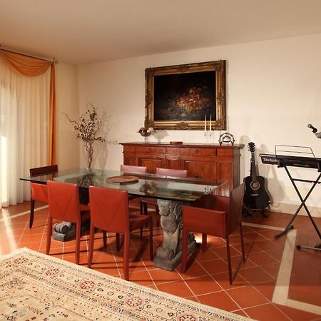 Villa Poggio Chiaro Пеша-Романа Экстерьер фото